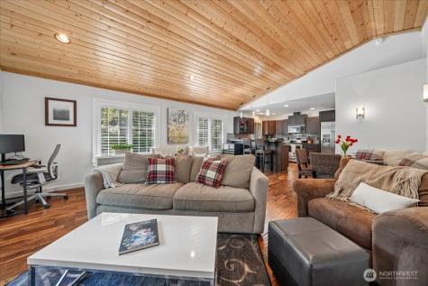10315 Riviera Drive Anderson Island WA 98303