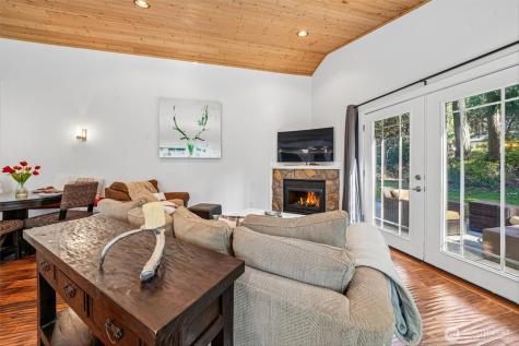 10315 Riviera Drive Anderson Island WA 98303