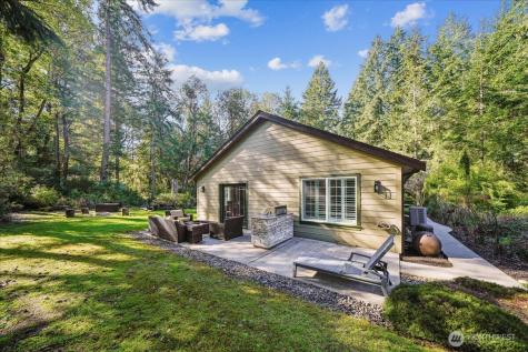 10315 Riviera Drive Anderson Island WA 98303