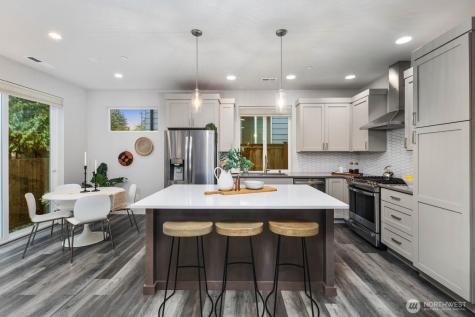 1825 153rd Street SW Lynnwood WA 98087