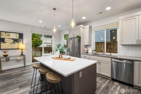 1825 153rd Street SW Lynnwood WA 98087