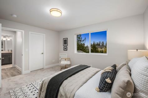 1825 153rd Street SW Lynnwood WA 98087