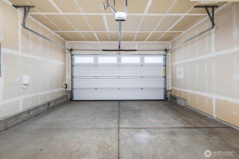 1825 153rd Street SW Lynnwood WA 98087