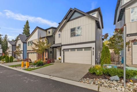 1825 153rd Street SW Lynnwood WA 98087
