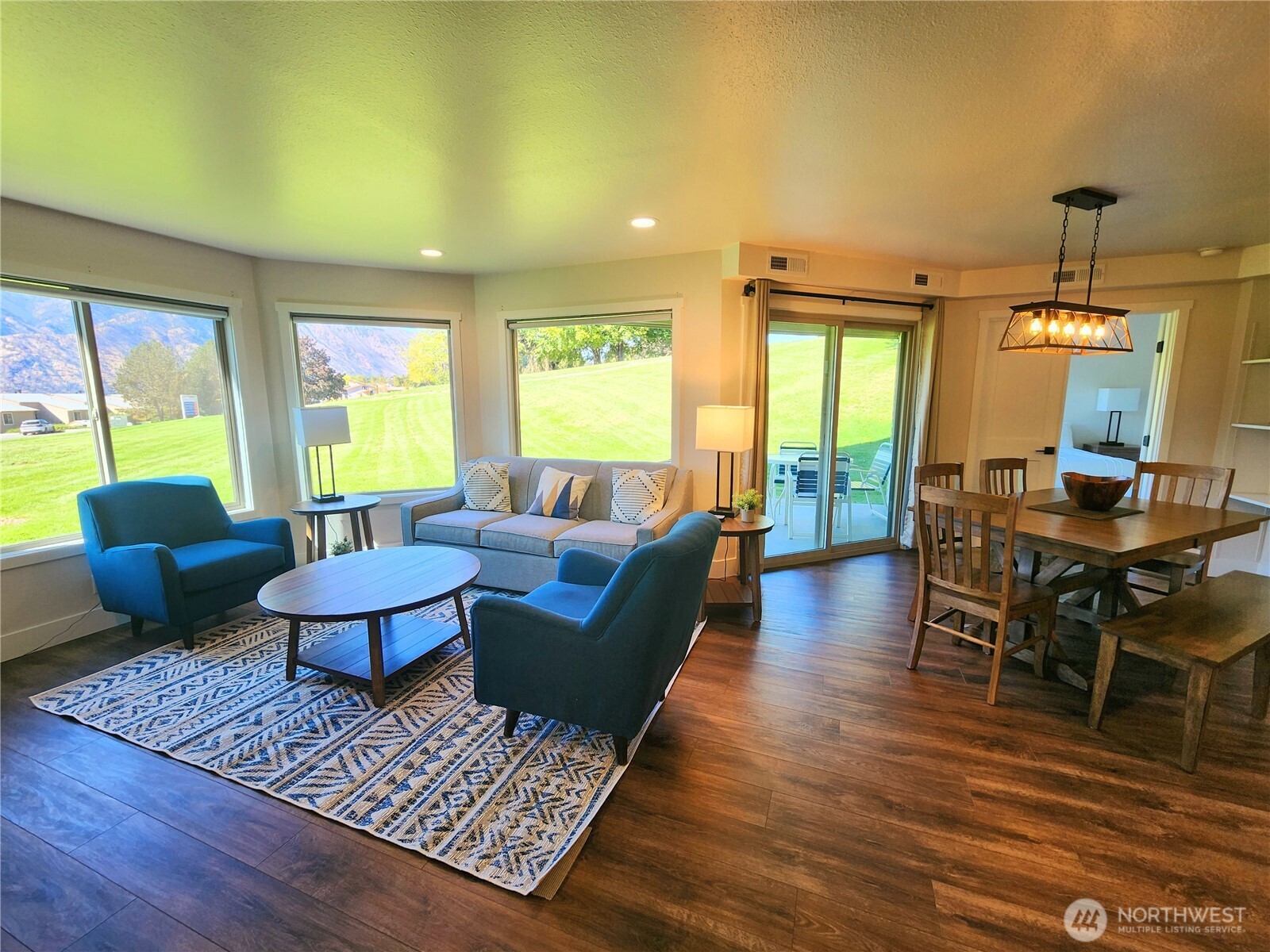1 Lodge 601-e Manson WA 98831