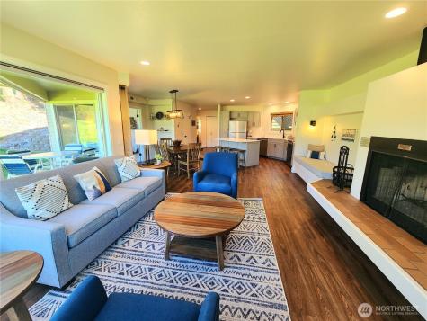 1 Lodge 601-e Manson WA 98831