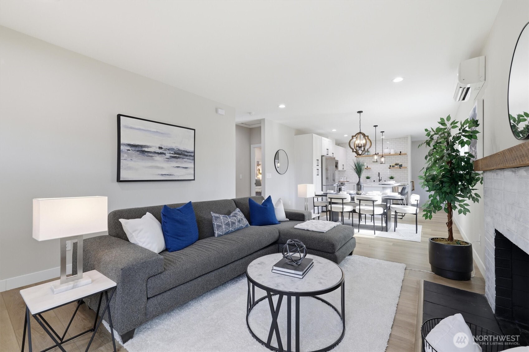 1113 S Pearl Street Seattle WA 98108