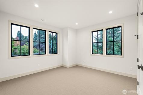 4103 43rd Avenue NE Seattle WA 98105