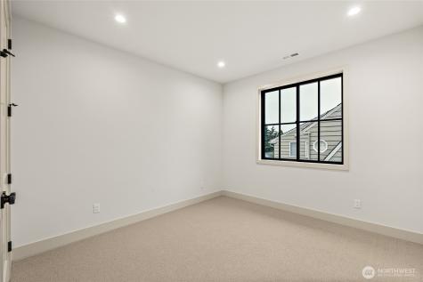 4103 43rd Avenue NE Seattle WA 98105