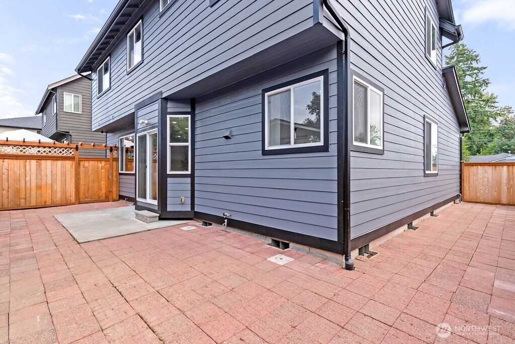 16239 114th Avenue SE Renton WA 98055
