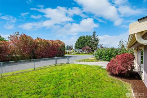 4709 101st Street SW Lakewood WA 98499