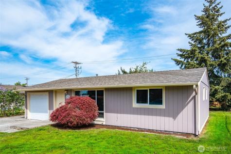 4709 101st Street SW Lakewood WA 98499