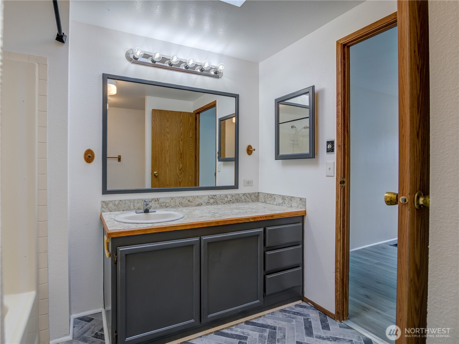 866 112th Street S Tacoma WA 98444