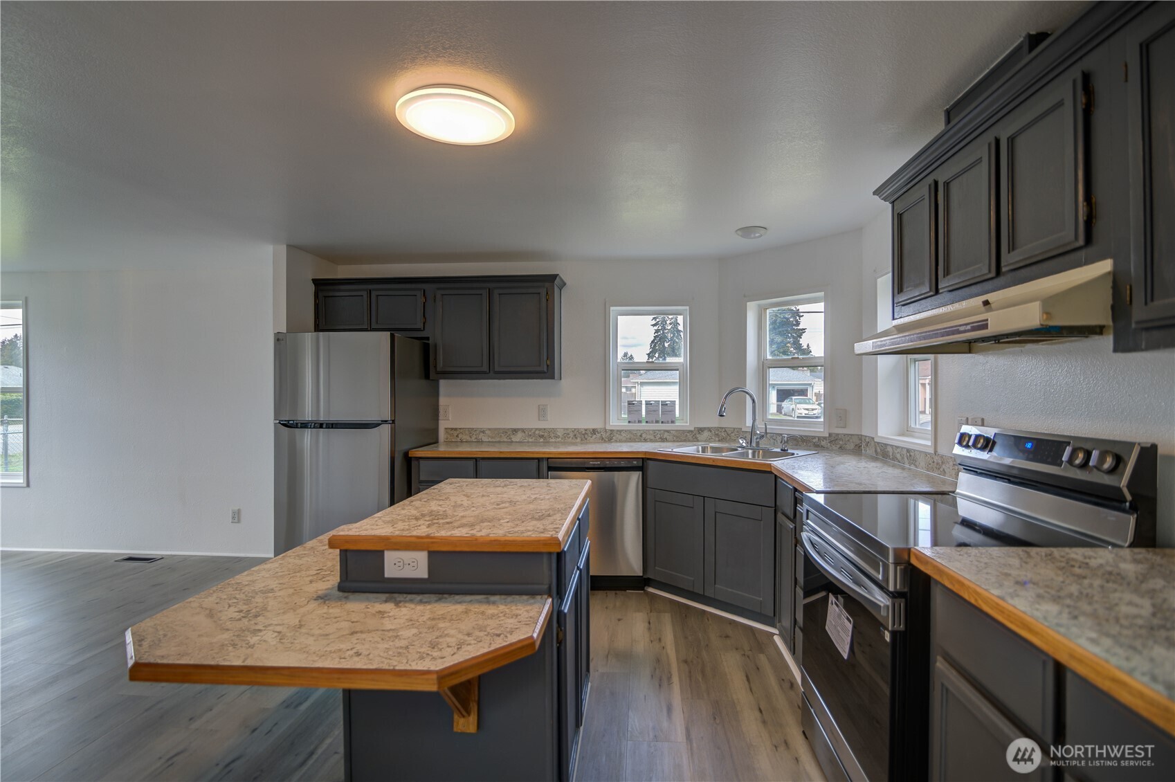 866 112th Street S Tacoma WA 98444
