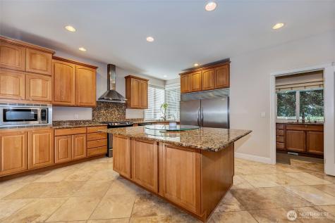 14770 NE 60th Court Redmond WA 98052