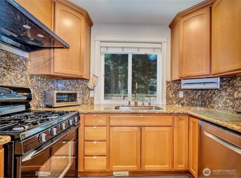 14770 NE 60th Court Redmond WA 98052