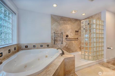 14770 NE 60th Court Redmond WA 98052