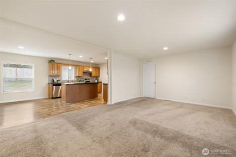 10206 SE Grandview Street Port Orchard WA 98366