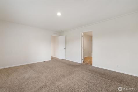 10206 SE Grandview Street Port Orchard WA 98366