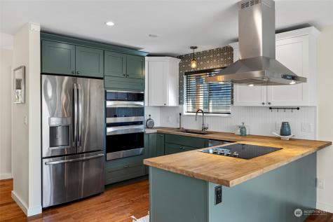 4315 S Dawson Street Seattle WA 98118