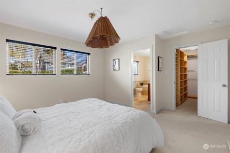 4315 S Dawson Street Seattle WA 98118