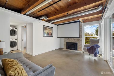 4315 S Dawson Street Seattle WA 98118