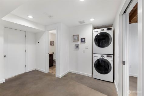 4315 S Dawson Street Seattle WA 98118