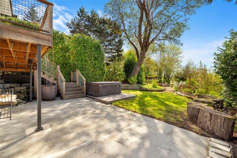 4315 S Dawson Street Seattle WA 98118
