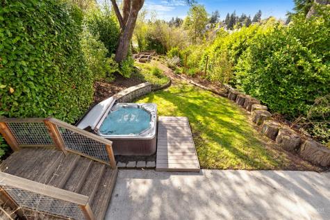 4315 S Dawson Street Seattle WA 98118