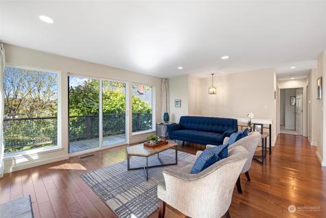 4315 S Dawson Street Seattle WA 98118