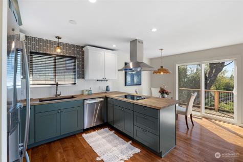 4315 S Dawson Street Seattle WA 98118