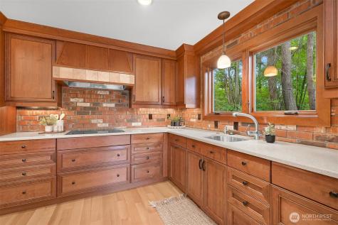 601 Willow Road Bellingham WA 98225