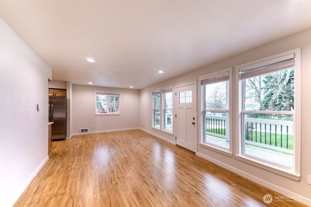 2550 Mackenzie Road Bellingham WA 98226