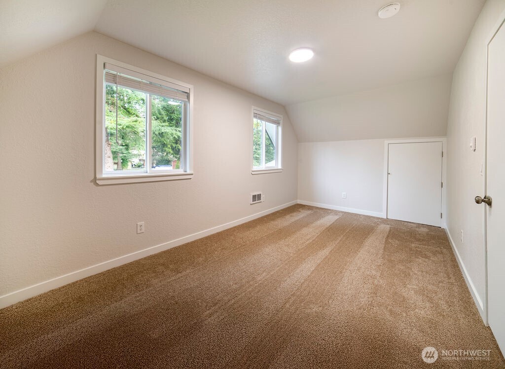 2550 Mackenzie Road Bellingham WA 98226