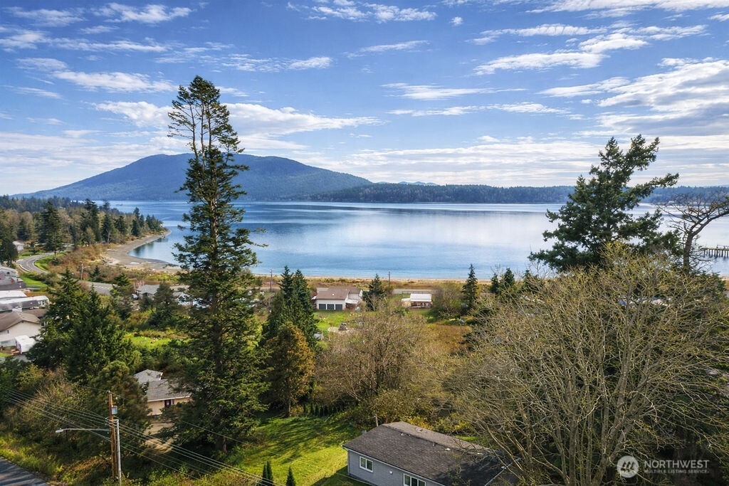 2550 Mackenzie Road Bellingham WA 98226