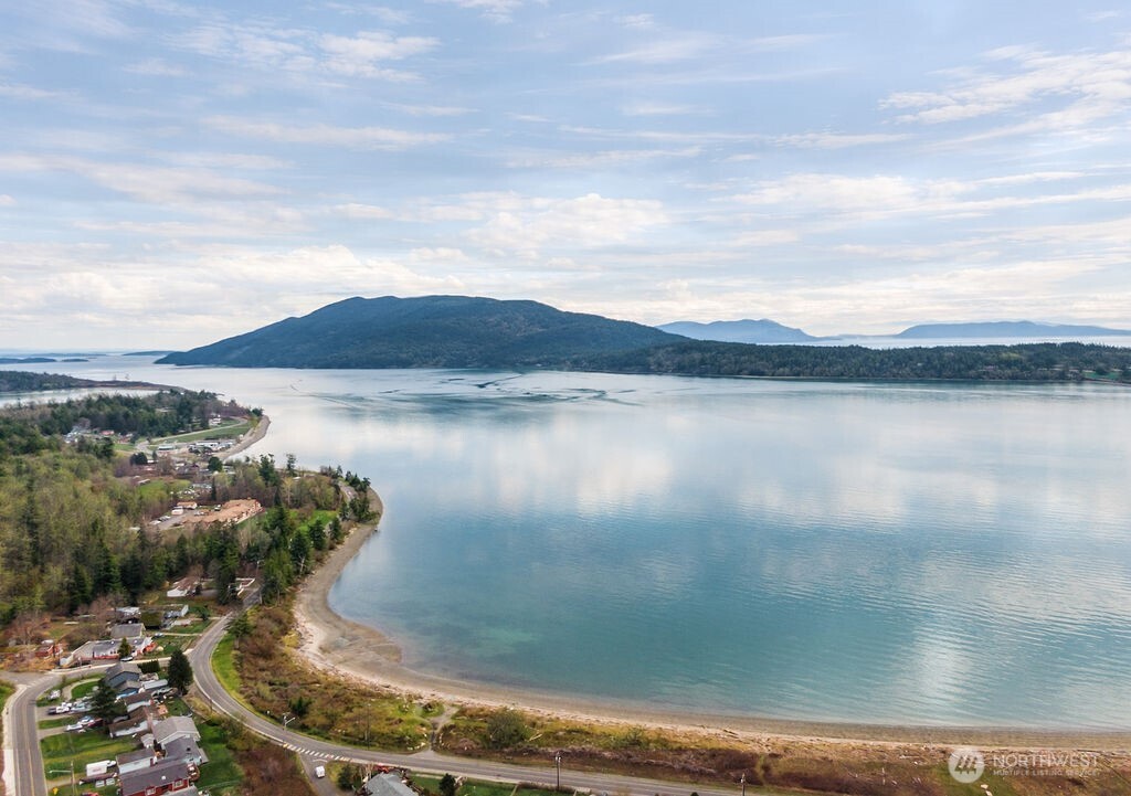 2550 Mackenzie Road Bellingham WA 98226