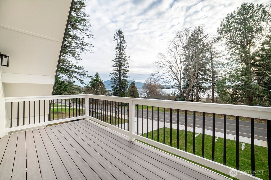 2550 Mackenzie Road Bellingham WA 98226