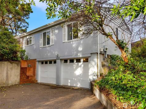 21909 Pacific Way Ocean Park WA 98640