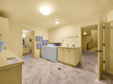 21909 Pacific Way Ocean Park WA 98640