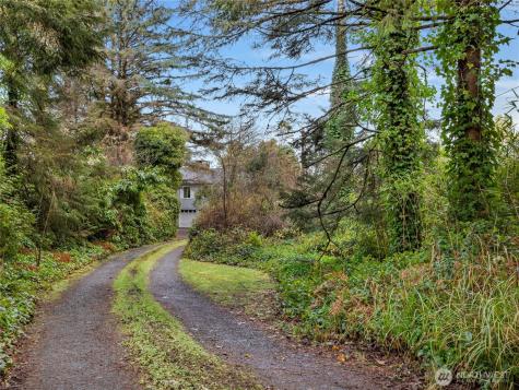 21909 Pacific Way Ocean Park WA 98640