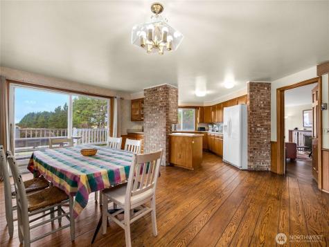 21909 Pacific Way Ocean Park WA 98640