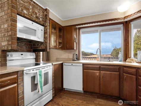 21909 Pacific Way Ocean Park WA 98640