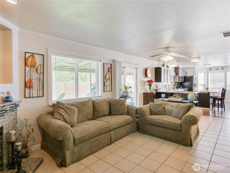 8728 136th Street E Puyallup WA 98373