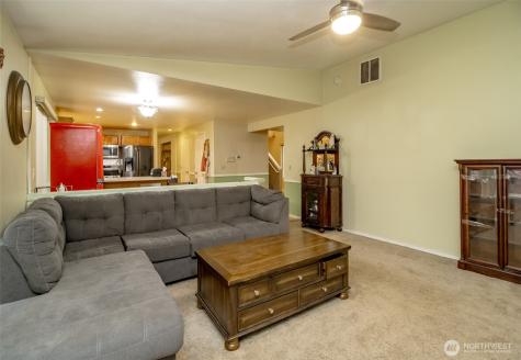 6480 Crossing Place SW Port Orchard WA 98367