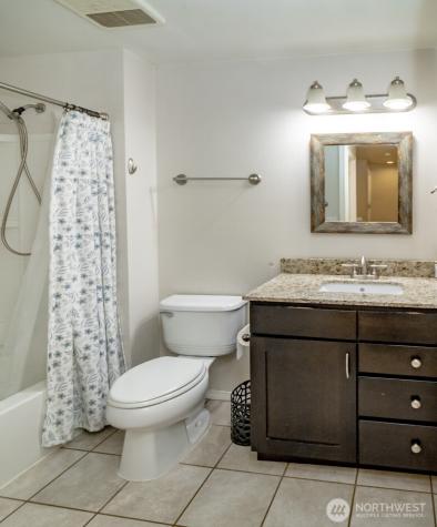 6480 Crossing Place SW Port Orchard WA 98367