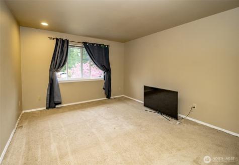 6480 Crossing Place SW Port Orchard WA 98367