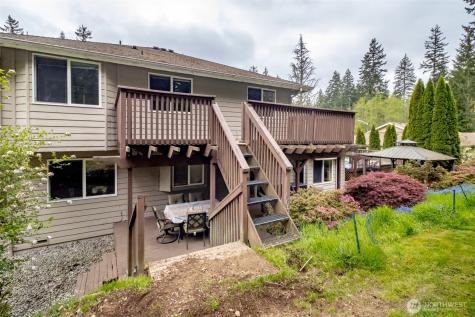 6480 Crossing Place SW Port Orchard WA 98367