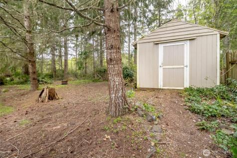 6480 Crossing Place SW Port Orchard WA 98367