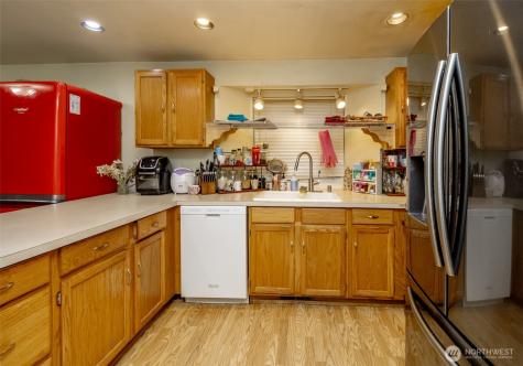 6480 Crossing Place SW Port Orchard WA 98367