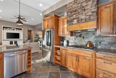 12 Elizabeth Court Wenatchee WA 98801